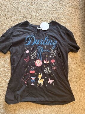 Darling Graphic Tee with cute print and bows